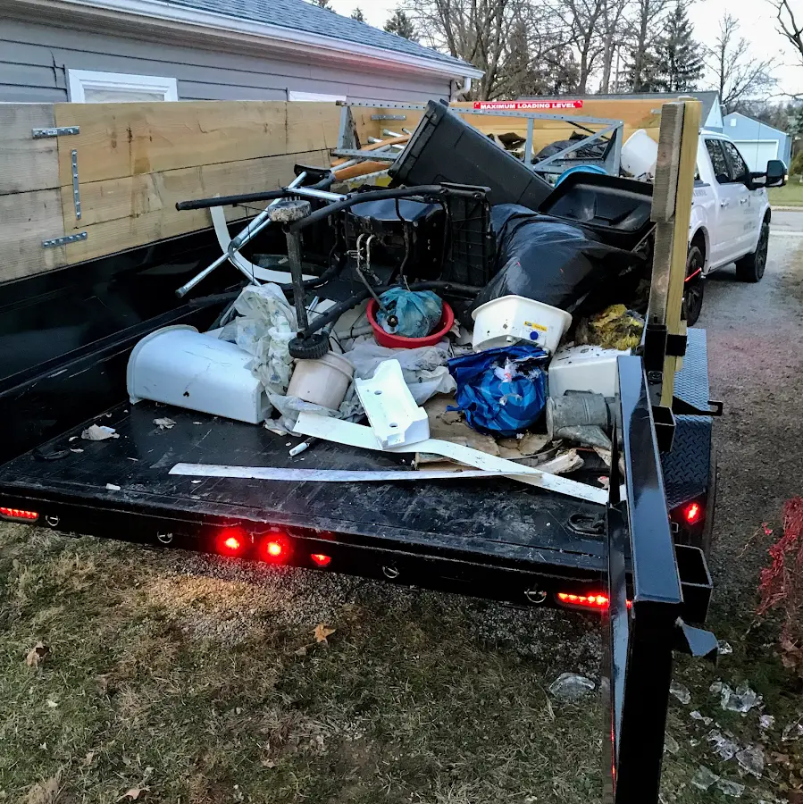Roll-off dumpster delivered to a residential driveway in Difficult Run